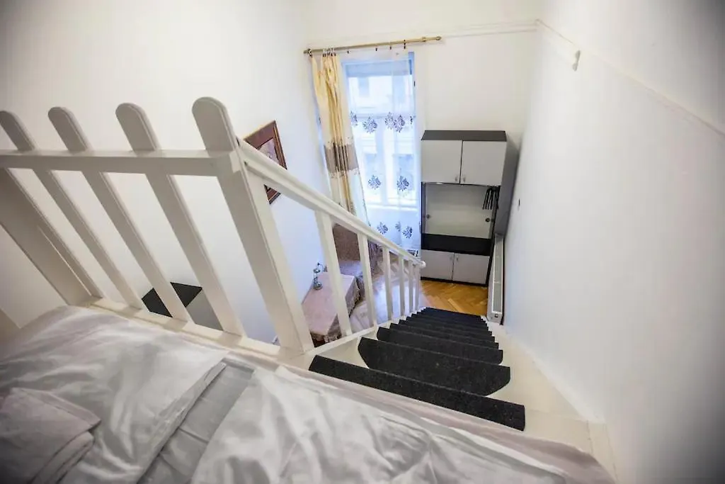 Keleti Apartment City Center Big Flat Bedroom Private Use Budapeşte Pansiyon