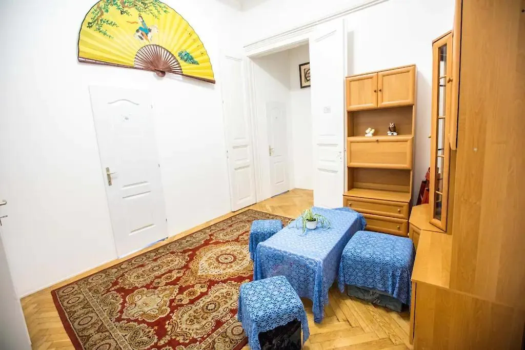 Pansiyon Keleti Apartment City Center Big Flat Bedroom Private Use Budapeşte